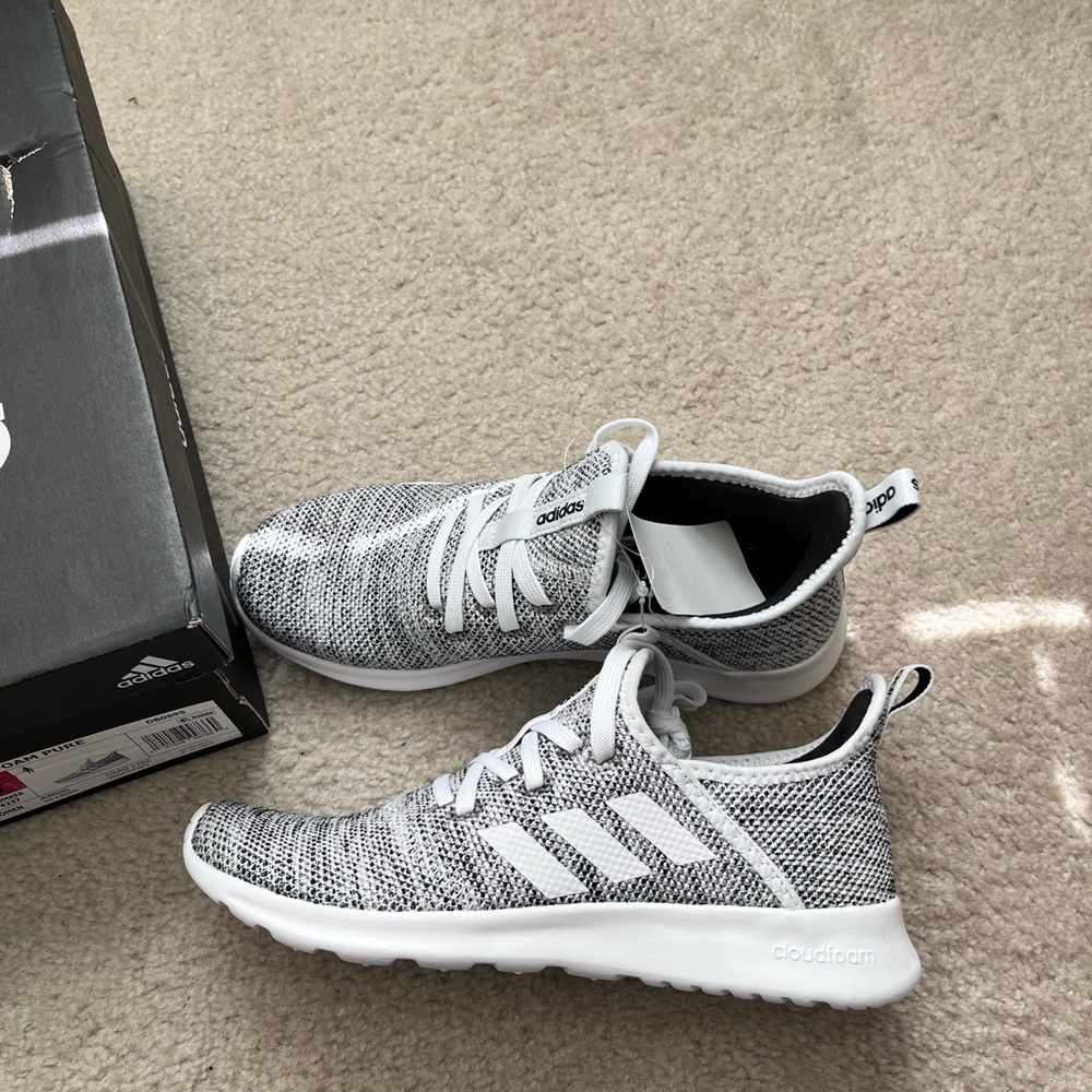 Adidas Cloudfoam Pure Women’s Sneakers Size 6.5